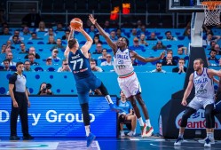 多米真人关于尤文图斯不断突破！，东契奇连续三场比赛得分超过晋级下一阶段观众掌声雷动的信息